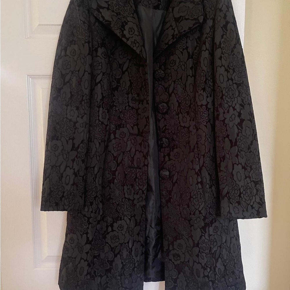 Elegant Black Floral Women's Coat